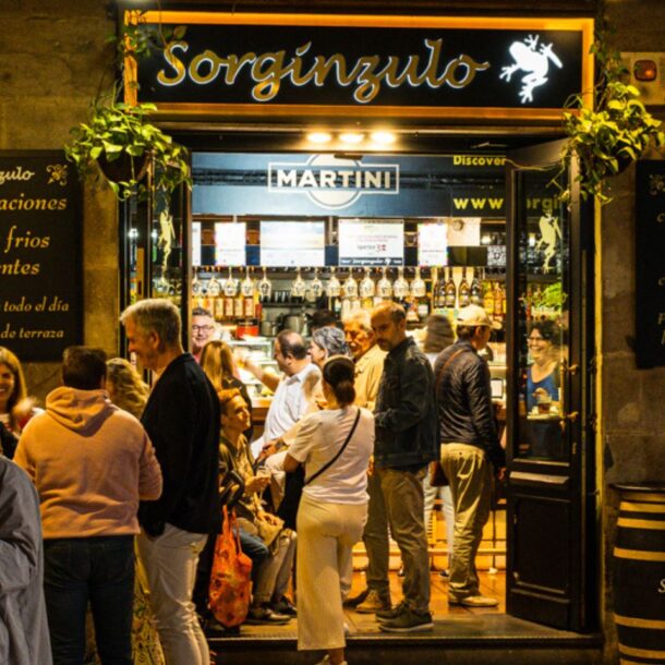 Picture of a pintxos bar in Bilbao (Felix Harling)